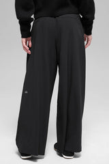 High-Waist Dreamscape Trouser (Short) - Black